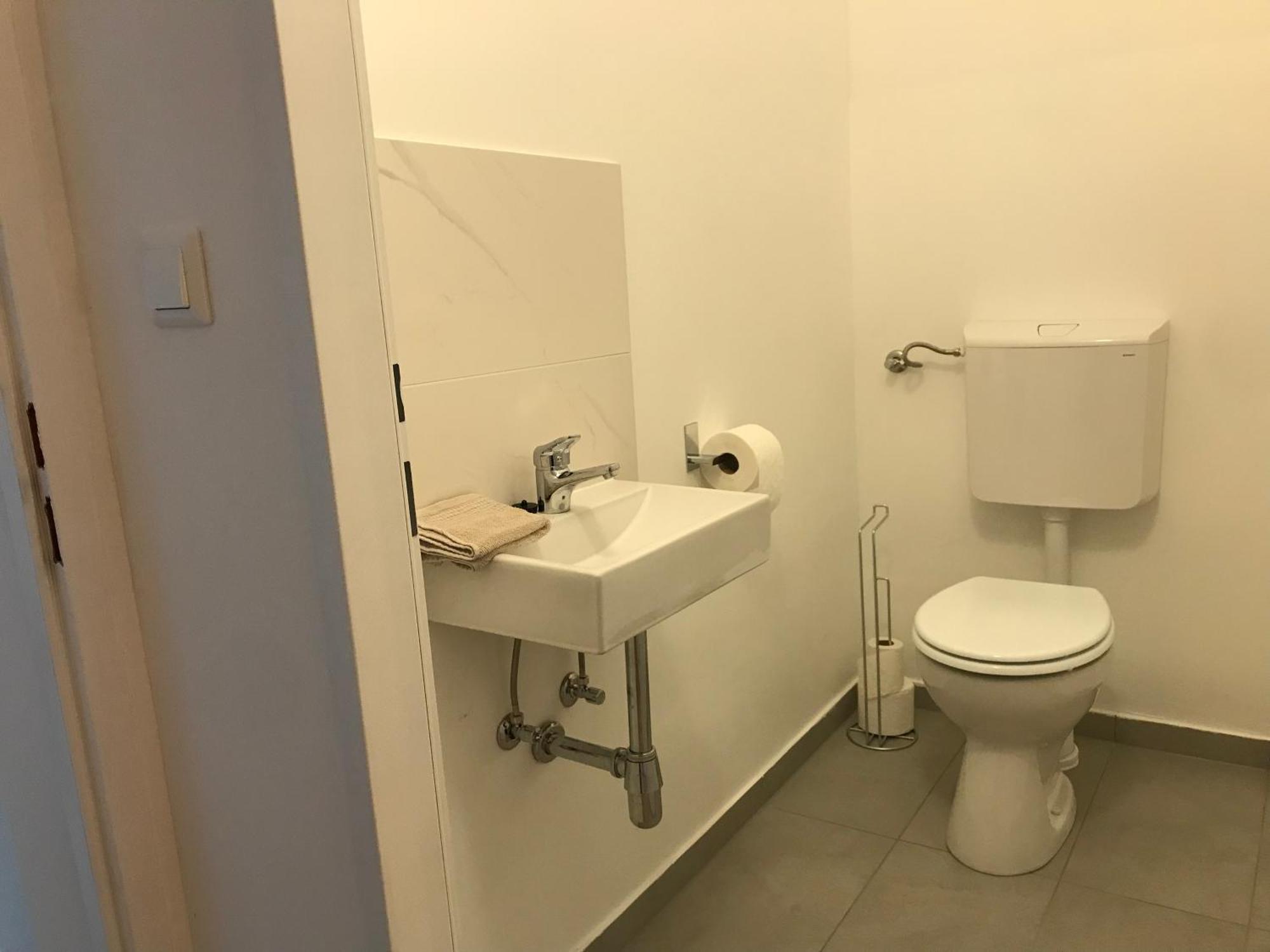 New • City-Park Apartment In The Vienna Center. מראה חיצוני תמונה
